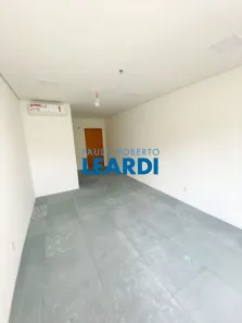 Sala Comercial à venda, 29m² no Tamboré, Santana de Parnaíba