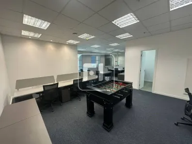 Sala Comercial para venda ou aluguel, 107m² no Cidade Monções, São Paulo