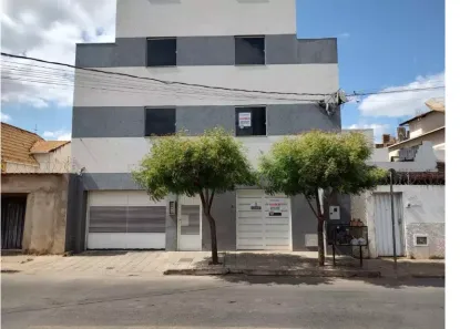 Ponto Comercial para alugar, 72m² no Melo, Montes Claros