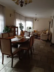Casa com 3 Quartos à venda, 256m² no Vila Lavínia, Mogi das Cruzes