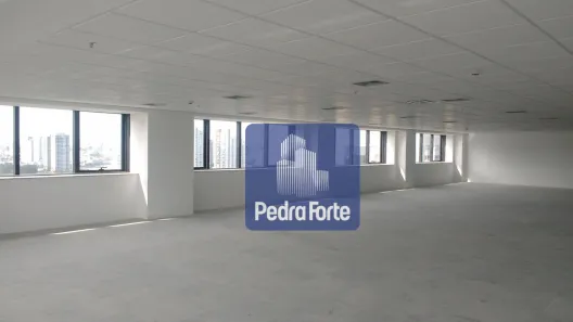 Sala Comercial para alugar, 210m² no Várzea da Barra Funda, São Paulo