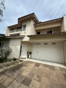 Sobrado com 5 Quartos para alugar, 473m² no Marechal Rondon, Canoas