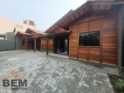 Casa com 2 Quartos para alugar, 40m² no Centro, Itajaí