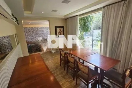 Casa com 3 Quartos à venda, 235m² no Humaitá, Rio de Janeiro
