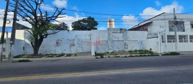 Lote/Terreno à venda, 332m² no Petrópolis, Natal