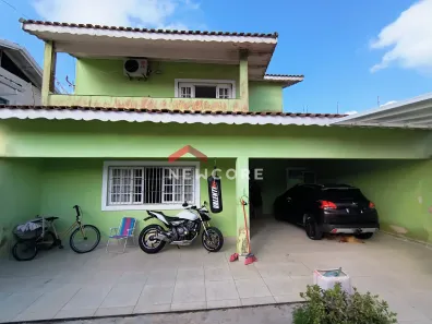 Sobrado com 4 Quartos à venda, 200m² no Jardim Icaraiba, Peruíbe