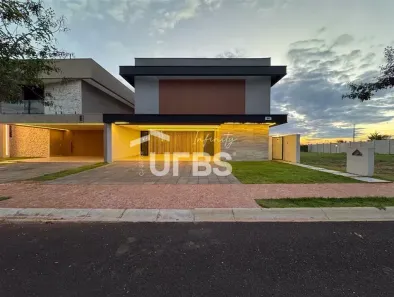Casa de Condomínio com 4 Quartos à venda, 330m² no Jardim Sul, Uberlândia