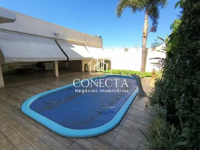 Imóvel Comercial com 4 Quartos para alugar, 467m² no Tabajaras, Uberlândia