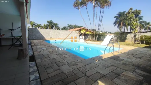 Fazenda/Sítio com 3 Quartos à venda, 1200m² no Chácaras Copaco, Arujá