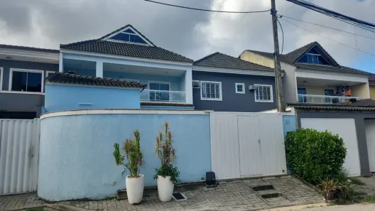 Sobrado com 4 Quartos para alugar, 250m² no Vargem Pequena, Rio de Janeiro