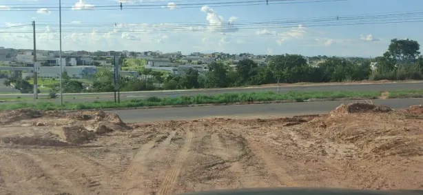 Lote/Terreno à venda, 360m² no Petrópolis, Várzea Grande