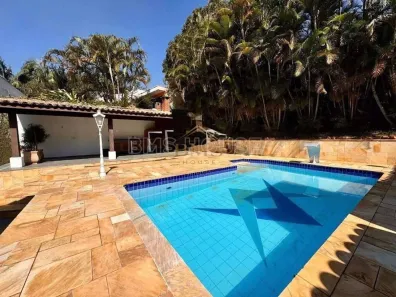 Casa com 3 Quartos para alugar, 480m² no Vila Santo Antônio, Cotia