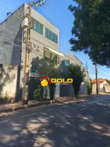Sobrado com 3 Quartos à venda, 305m² no Santa Luzia, Uberlândia