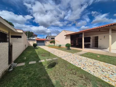 Casa com 3 Quartos à venda, 172m² no Butiatuvinha, Curitiba