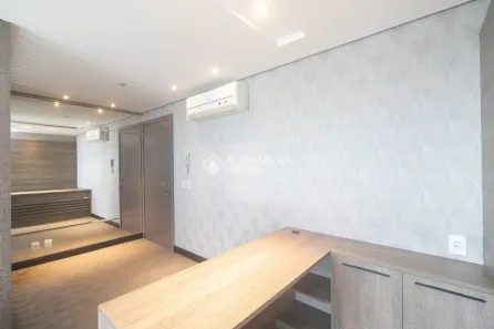 Sala Comercial para alugar, 40m² no Praia de Belas, Porto Alegre