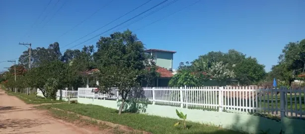 Fazenda/Sítio com 3 Quartos à venda, 160m² no Parque Estoril, São Pedro da Aldeia