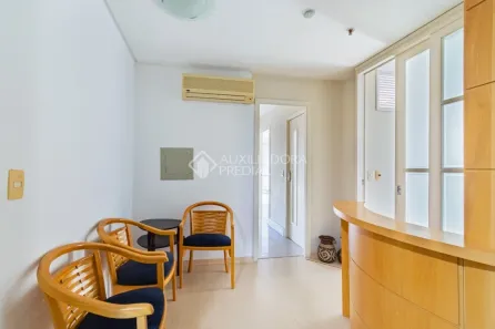 Sala Comercial à venda, 43m² no São João, Porto Alegre