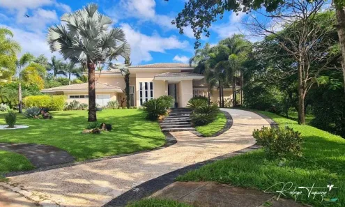 Casa de Condomínio com 4 Quartos à venda, 468m² no Residencial Aldeia do Vale, Goiânia
