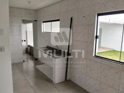 Casa com 3 Quartos à venda, 134m² no Jardim Ipanema, Uberlândia