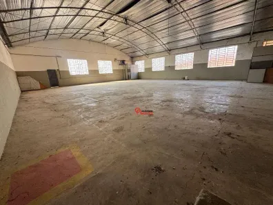 Galpão/Depósito/Armazém para alugar, 874m² no Vila Santa Maria, Americana