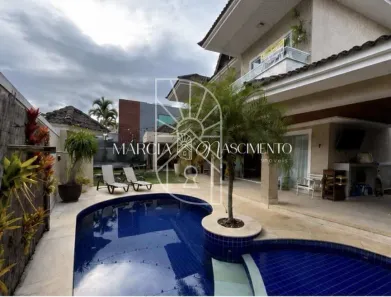 Casa de Condomínio com 4 Quartos à venda, 350m² no Recreio dos Bandeirantes, Rio de Janeiro