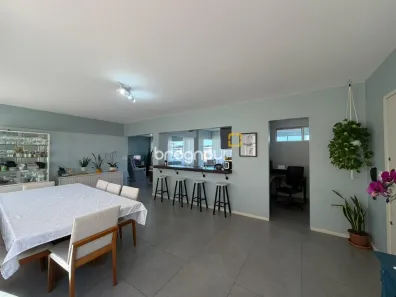 Apartamento com 3 Quartos à venda, 144m² no Coqueiros, Florianópolis