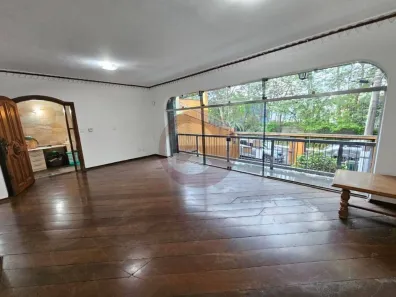 Sobrado com 4 Quartos à venda, 300m² no Jardim das Vertentes, São Paulo