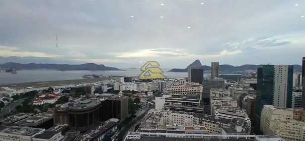Sala Comercial para alugar, 84m² no Centro, Rio de Janeiro
