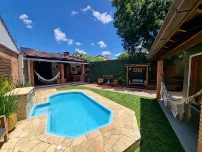 Casa de Condomínio com 3 Quartos à venda, 250m² no Niterói, Canoas