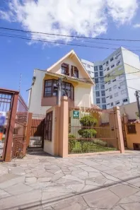 Casa com 4 Quartos à venda, 290m² no Camaquã, Porto Alegre
