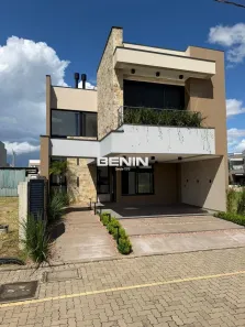 Casa de Condomínio com 3 Quartos à venda, 160m² no Rio Branco, Canoas