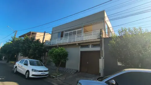 Sobrado com 2 Quartos à venda, 210m² no Vargas, Sapucaia do Sul