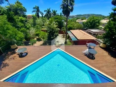 Casa com 6 Quartos à venda, 500m² no Ferradura, Armação dos Búzios