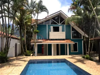 Sobrado com 3 Quartos à venda, 250m² no Maresias, São Sebastião
