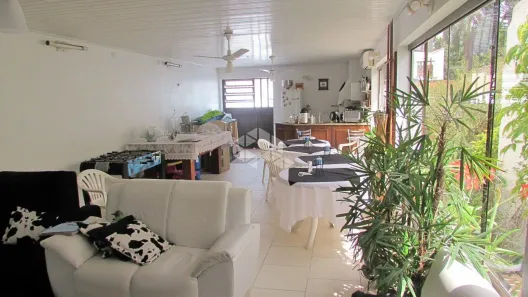 Casa com 4 Quartos à venda, 256m² no Petrópolis, Porto Alegre