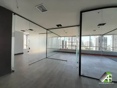 Sala Comercial com 11 Quartos para alugar, 436m² no Cidade Monções, São Paulo