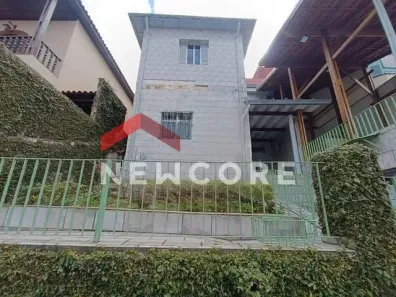 Sobrado com 5 Quartos à venda, 180m² no Vila Palmeiras, São Paulo