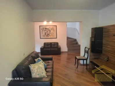 Casa com 3 Quartos para alugar, 170m² no Jardim Bom Clima, São Paulo