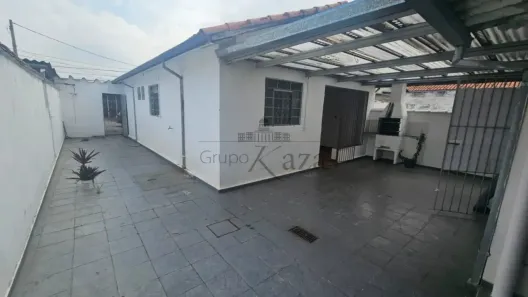 Casa com 3 Quartos à venda, 140m² no Conjunto Residencial Trinta e Um de Março, São José dos Campos
