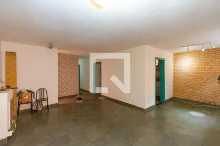 Casa com 3 Quartos à venda, 250m² no Parque Colonial, São Paulo