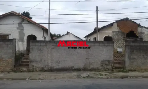 à venda, 300m² no Santana, São José dos Campos