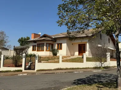 Casa com 3 Quartos à venda, 322m² no Centro, Águas de São Pedro