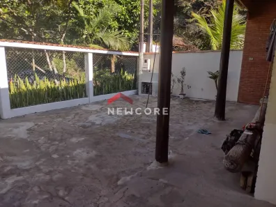 Sobrado com 3 Quartos à venda, 175m² no Balneário Garça Vermelha, Peruíbe