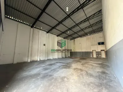 Galpão/Depósito/Armazém para alugar, 200m² no Santa Mônica, Belo Horizonte