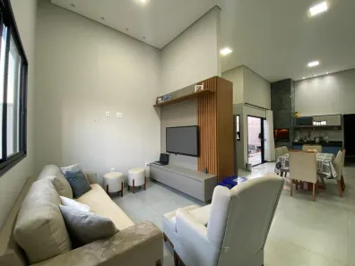 Casa com 3 Quartos à venda, 127m² no Novo Mundo, Uberlândia