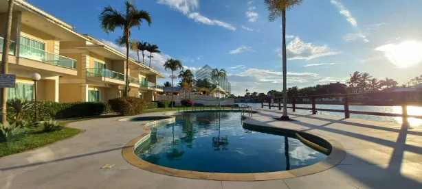 Casa de Condomínio com 4 Quartos para alugar, 135m² no Peró, Cabo Frio