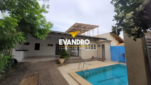 Casa com 5 Quartos à venda, 328m² no Jardim Itália, Cuiabá