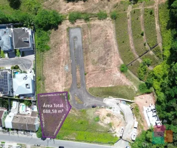 Lote/Terreno à venda, 689m² no América, Joinville