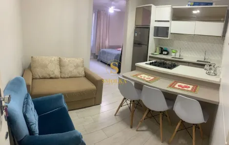 Apartamento com 1 Quarto para alugar, 29m² no Centro, Florianópolis
