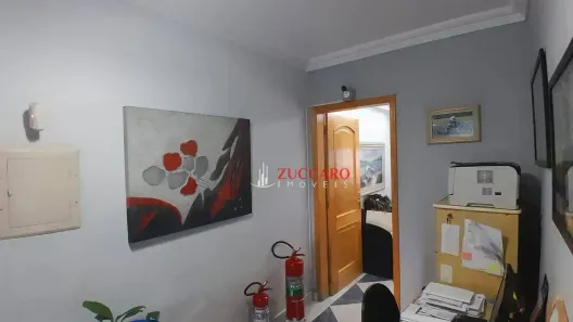Ponto Comercial para alugar, 580m² no Jardim Santa Mena, Guarulhos